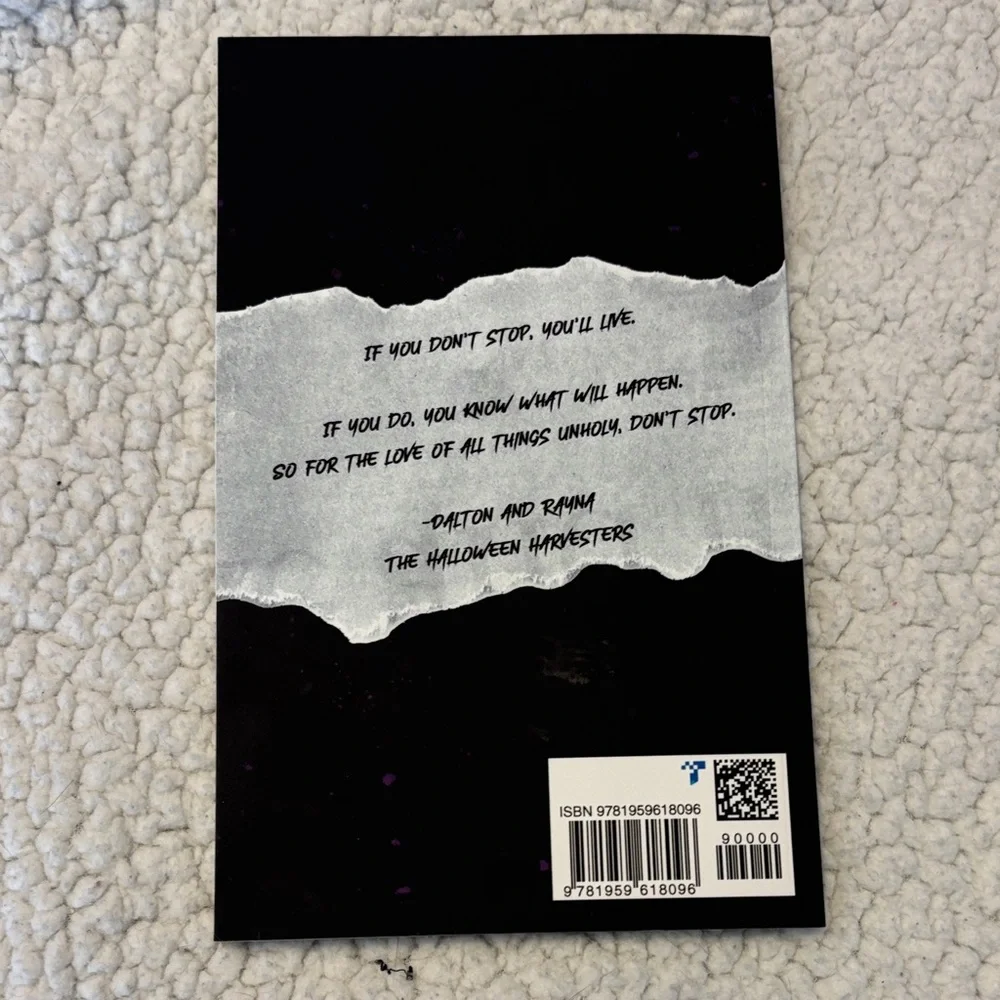 Lauren Biel Horror Book Set - Picture 8 of 8